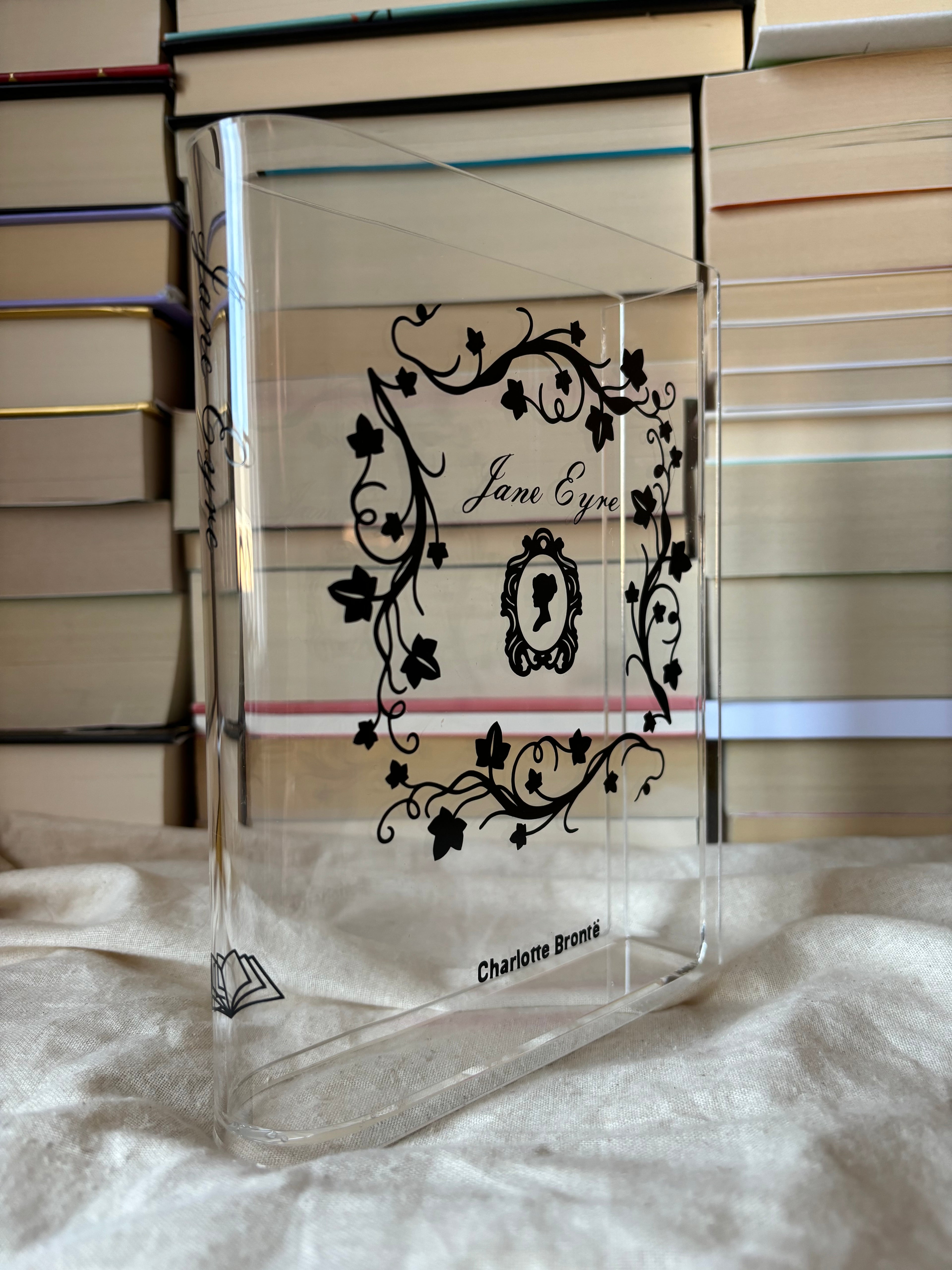 Jane Eyre Bookvase
